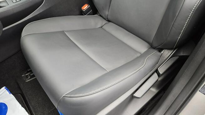 Lexus UX Sport Design 2WD ! Z Polskiego Salonu ! Faktura VAT ! Warszawa - zdjęcie 12