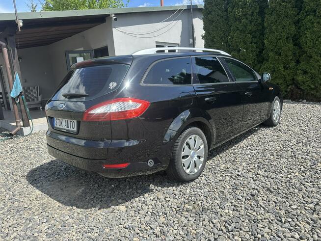 Ford Mondeo 2.0 LPG bez rdzy sprawna klimatyzacja Stok Lacki - zdjęcie 9