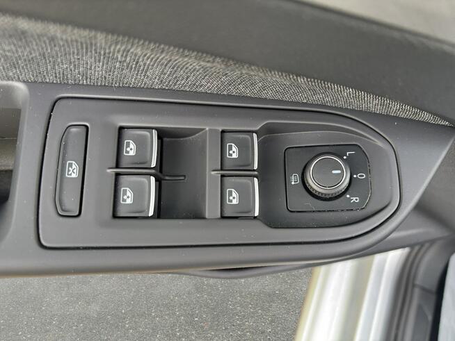 Volkswagen Golf 2.0 TDI Life! Z Polskiego Salonu! Faktura VAT! Warszawa - zdjęcie 11