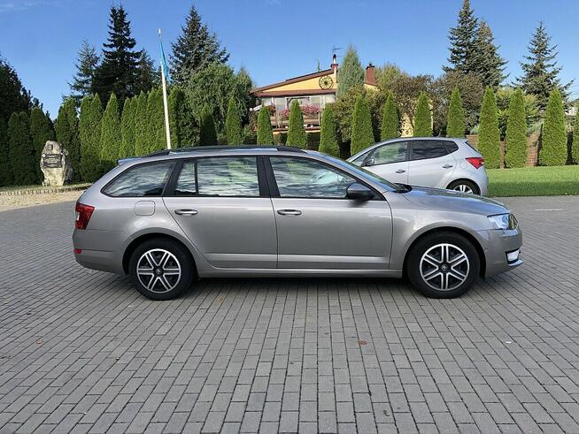 Skoda Octavia 2.0 DIESEL 150 KM DSG NAVI PARKTRONIKI VAT.23% Górna - zdjęcie 3