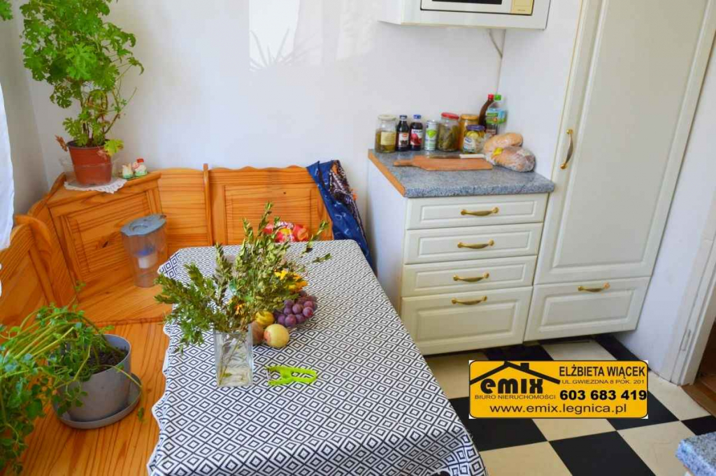 2 pokoje, parter, garaż, piwnica, Osiedle Szczytnica Bolesławiec - zdjęcie 1