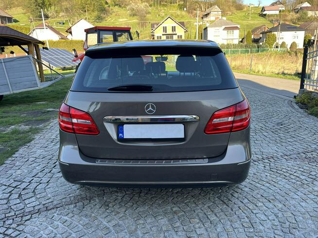 Mercedes B 160 Mały Przeb 132 tys km piękny kolor Racławice - zdjęcie 3