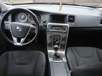 volvo v60 2011 d3 163KM Niepołomice - zdjęcie 9