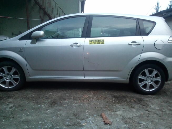 Toyota Corolla Verso 7 OSOBOWA Emów - zdjęcie 1