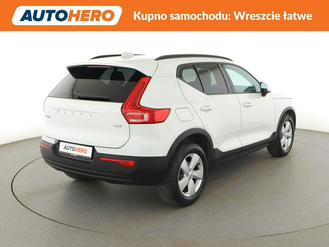 Volvo XC 40 automat, virtual, full led, niski przebieg, kamera, pdc Warszawa - zdjęcie 7