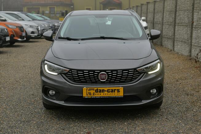 Fiat Tipo 1.4 95KM hatchback LED Navi Kamera Czujniki Alufelgi Dąbrowa Górnicza - zdjęcie 8