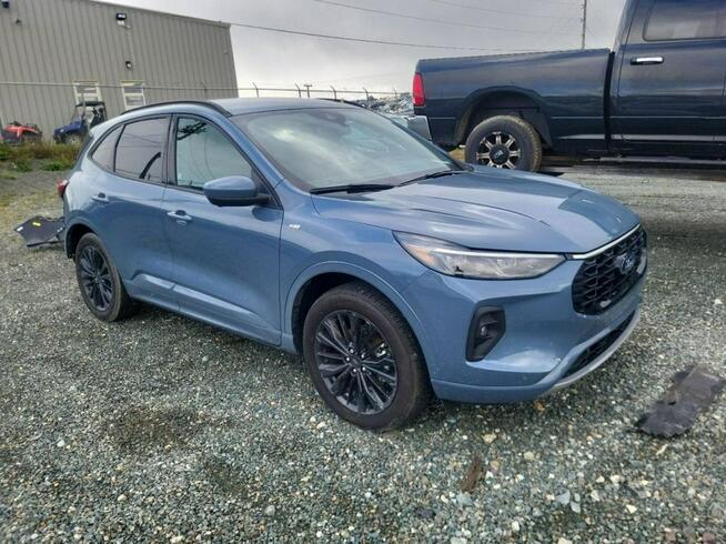 Ford Kuga 4x4 / najbogatsza wersja / automat Warszawa - zdjęcie 1