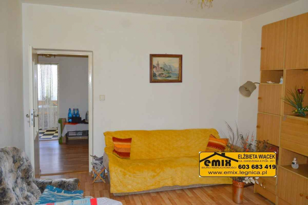 2 pokoje, parter, garaż, piwnica, Osiedle Szczytnica Bolesławiec - zdjęcie 5