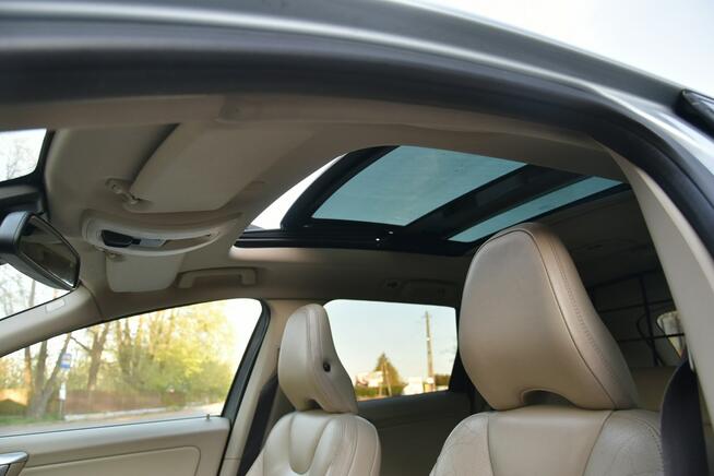 Volvo XC 60 Summum AWD 2.4D5 Manual 2009r. Skóra BiX LED Panorama Kampinos - zdjęcie 10