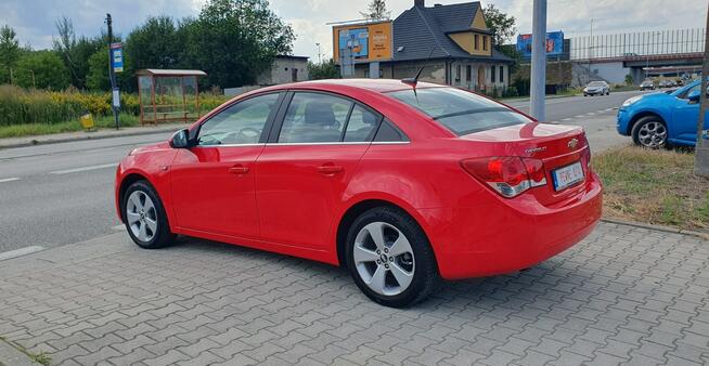 Chevrolet Cruze Nawigacja/Klimatronik/Tempomat/Czujniki parkowania Przyszowice - zdjęcie 3