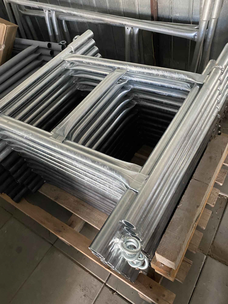 Rusztowanie Warszawskie , nowe , malowane (Producent) Kolbuszowa - zdjęcie 3