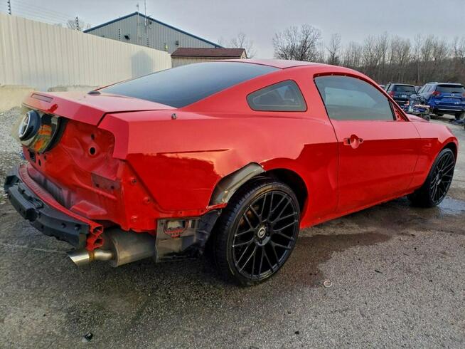 Ford Mustang / 3.7 305KM / Bogate wyposażenie / Niski przebieg / Tarnów - zdjęcie 4