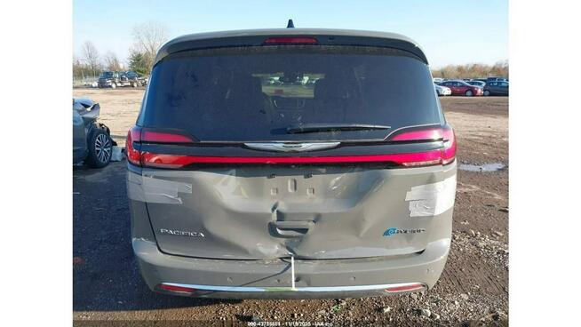 Chrysler Pacifica / PLUG-IN / 3.6 260KM / niski przebieg / Tarnów - zdjęcie 8