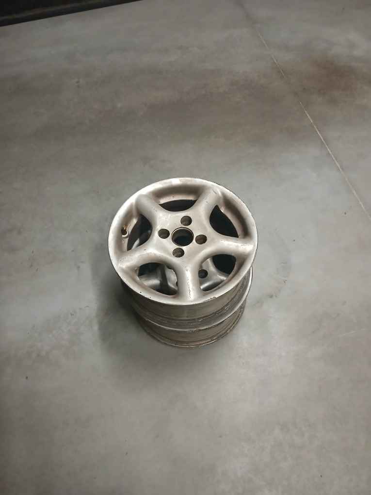 Sprzedam FELGI ALUMINIOWE 15' do KIA SZUMA 2 Gdańsk - zdjęcie 3