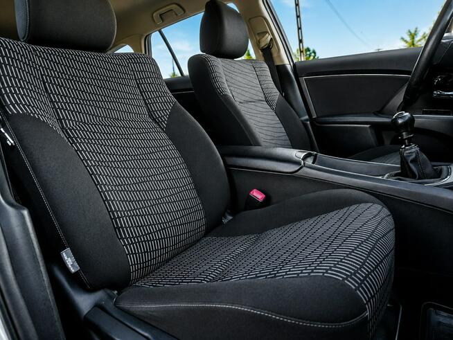 Toyota Avensis Sadlno - zdjęcie 12