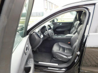 Volvo XC 60 z Gwarancją Bezwypadkowy Model 2022r Żyrardów - zdjęcie 9