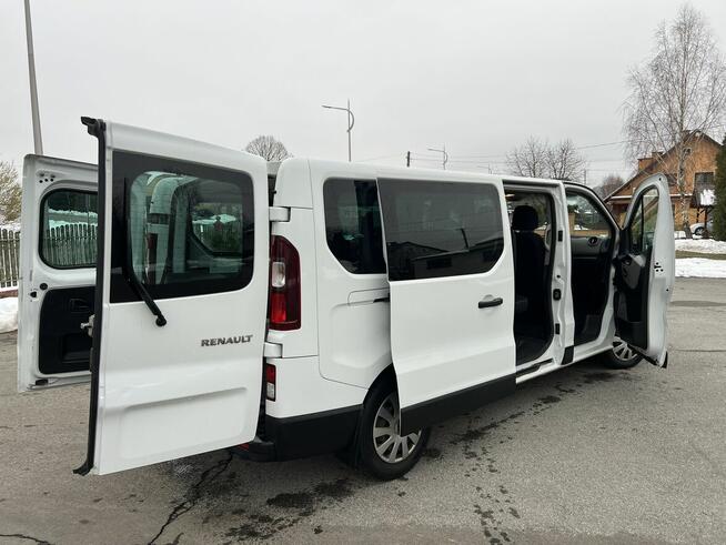 RENAULT TRAFFIC ! 2018 ! 9 osobowy ! Krosno - zdjęcie 11