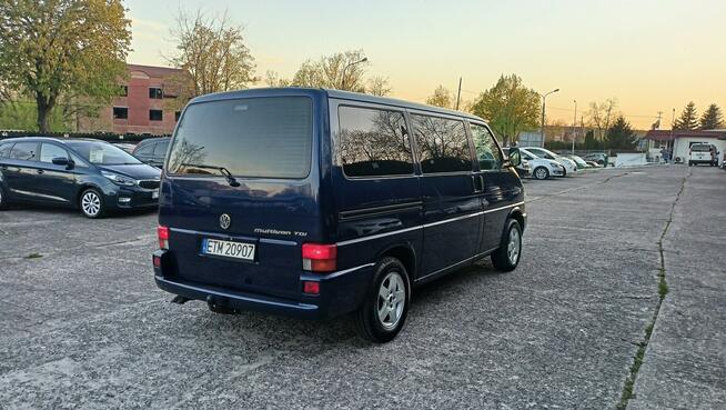 Volkswagen Multivan zadbane, serwisowane, doinwestowane Tomaszów Mazowiecki - zdjęcie 9