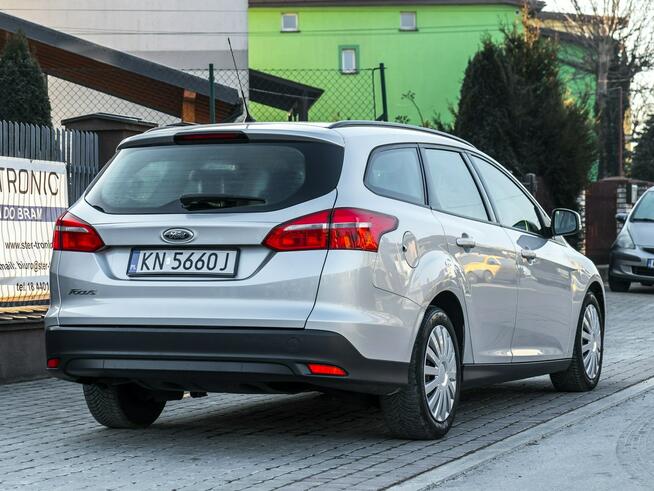 Ford Focus 1.5_Diesel_120 KM_118 tyś. km_LIFT Nowy Sącz - zdjęcie 6