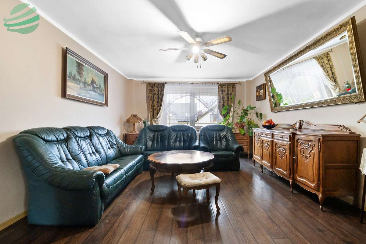 Dom jednorodzinny z niezależnym mieszkaniem i budy Darłowo - zdjęcie 3