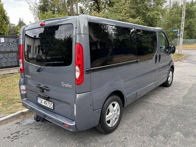 Trafic Long Passenger Black Edition Skarżysko-Kamienna - zdjęcie 12