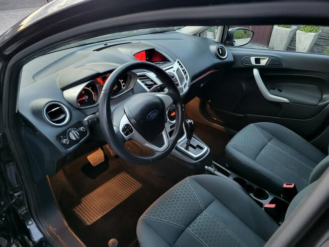 Ford Fiesta ** AUTOMAT ** 1,4 Benzyna ** Wersja Titanium Jatutów - zdjęcie 9