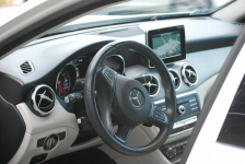 Mercedes-Benz GLA X156 (2019) 1.6 Benzyna 156 KM | Automat Rzeszów - zdjęcie 12