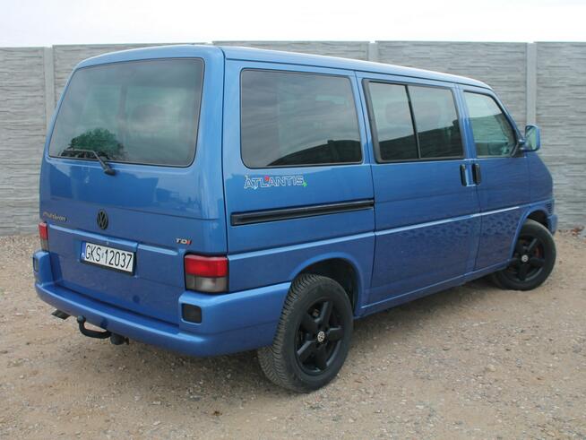 VW T4 Multivan 2.5 TDI 151 KM Klimatronik STOLIK Lodówka ŁÓŻKO 7 Osób Zielenin - zdjęcie 4