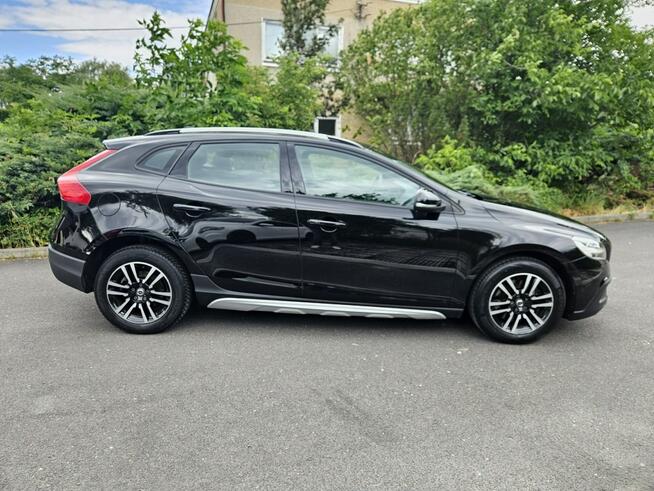 Volvo V40 Cross Country* Ładne i Zadbane* Rok GWARANCJI Opoczno - zdjęcie 6