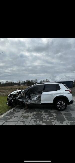 Peugeot 2008 1.2 benzyna Automat 29 tkm Przytoczna - zdjęcie 4