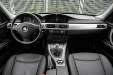 320d  Navi Bi-Xenon ! Full Opcja ! Zadbana ! Zwoleń - zdjęcie 5