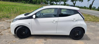 Toyota Aygo 1.0MPI 2018 bardzo bogato wyposażony Warszawa - zdjęcie 8