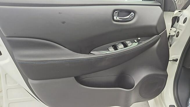 Nissan Leaf 40kWh N-Connecta ! Z Polskiego Salonu ! Faktura Vat ! Warszawa - zdjęcie 10