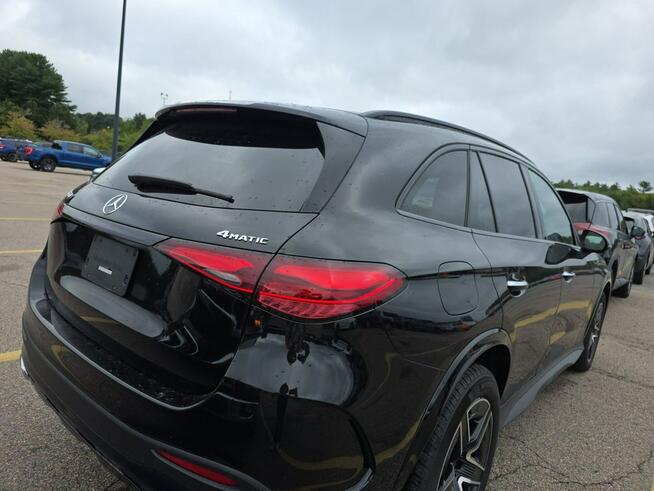 Mercedes GLC 300 4Matic / pakiet AMG / niski przebieg Chwaszczyno - zdjęcie 4