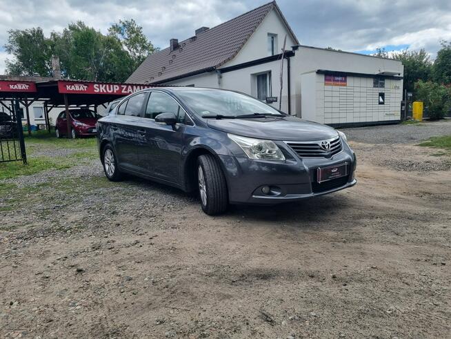 Toyota Avensis Klimatronik*Navi*Kamera*Pdc*Tempomat*Ładny Szczecin - zdjęcie 7