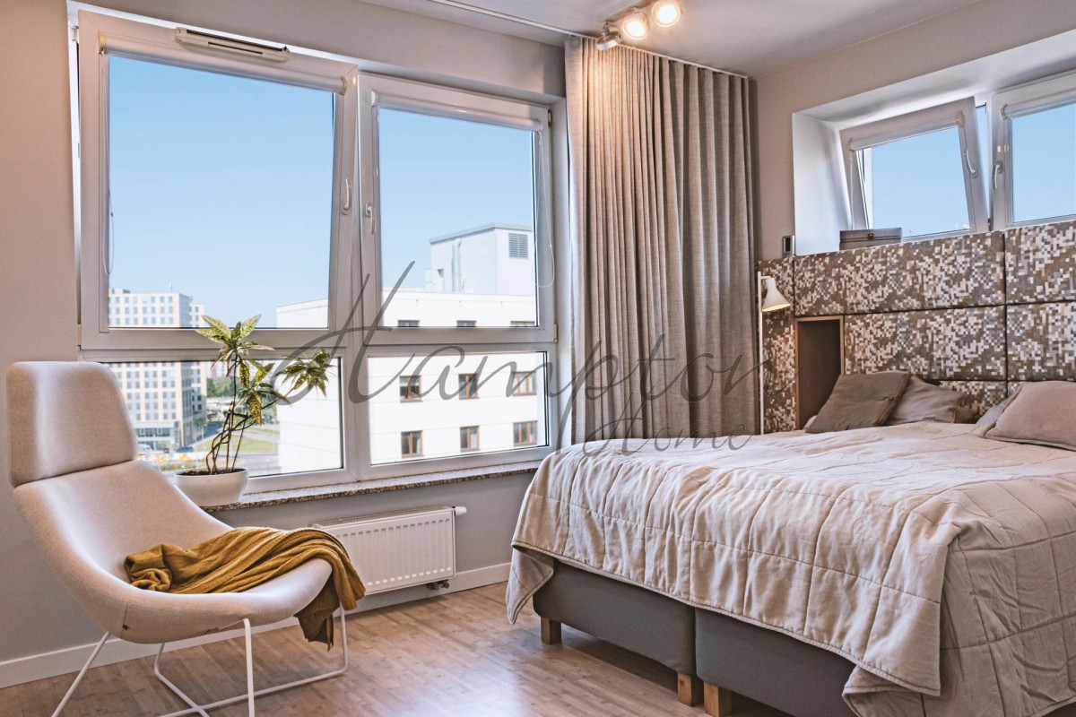 Nowoczesny apartament z dużym balkonem i recepcją Mokotów - zdjęcie 4