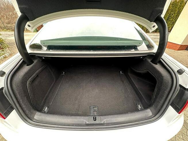 Audi A5 2.0TFSI 180KM Biała Bardzo Ładna S-Line Zarejestrowana Wrocław - zdjęcie 10