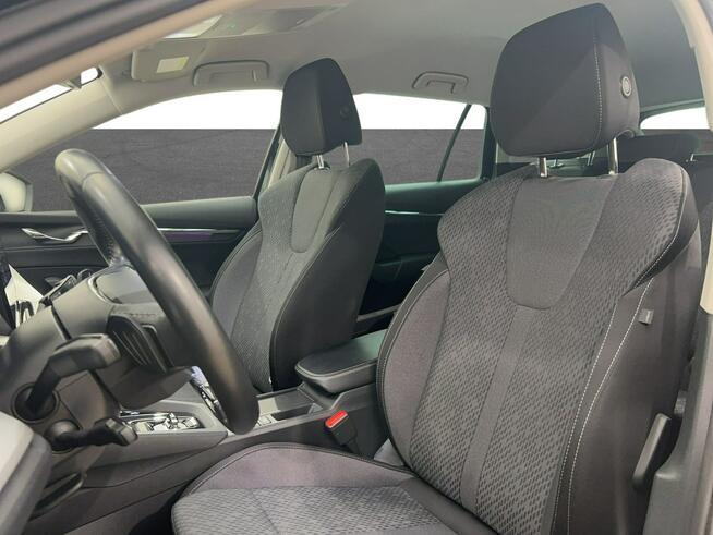 Skoda Octavia 1.5 TSI e-Tec Style  Ambition DSG Kombi Warszawa - zdjęcie 10