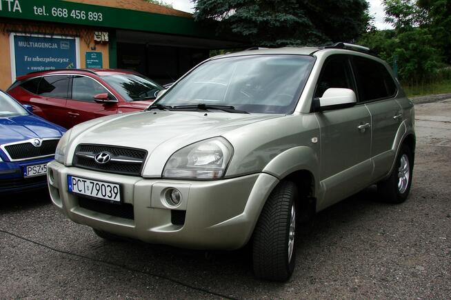 Hyundai Tucson 2.0 E 150 KM 4X4 Ful Opcja Piła - zdjęcie 1