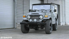 Toyota Land Cruiser FJ40 Benzyna 1980r Unikat Ropczyce - zdjęcie 3