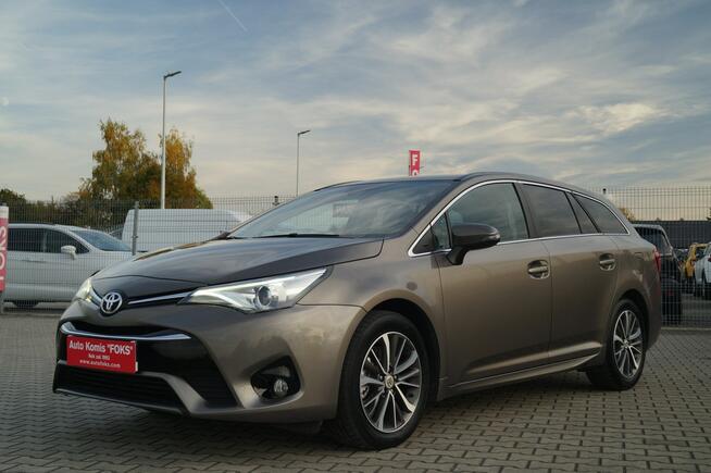 Toyota Avensis Salon PL 2,0 143 KM  Premium NAVI Skóra Fakt.VAT 23 % Goczałkowice-Zdrój - zdjęcie 3