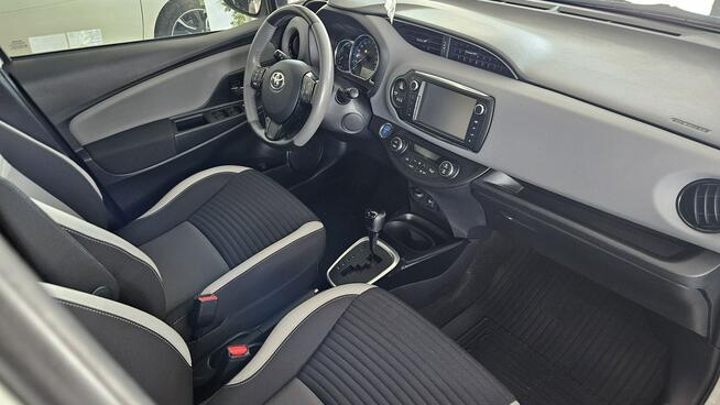 Toyota Yaris Warszawa - zdjęcie 6