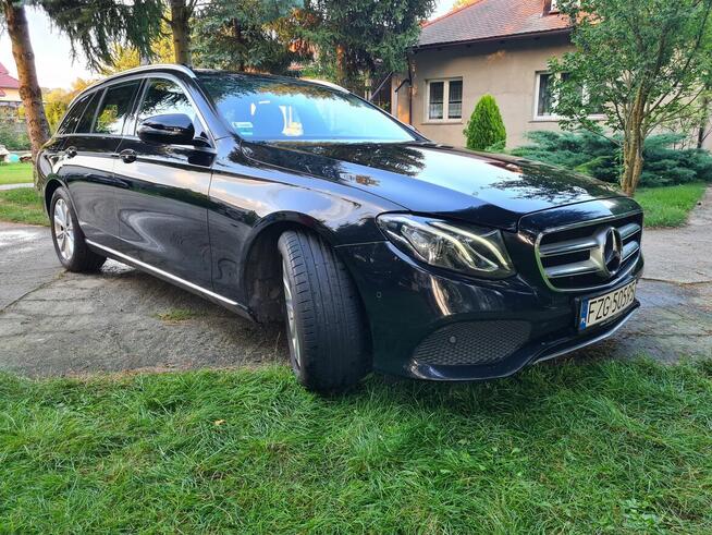 Mercedes E 220 d W 213 Żagań - zdjęcie 12