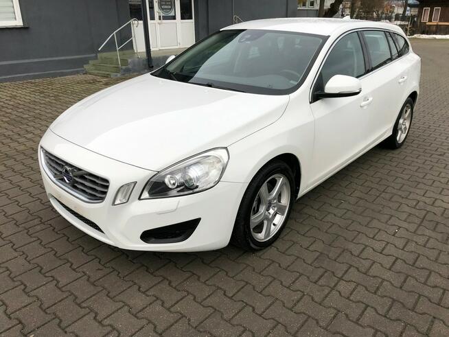 Volvo V60 2.0d,120KM,BOGATA OPCJA,Navi,Alu17,Super Ostrowiec Świętokrzyski - zdjęcie 1