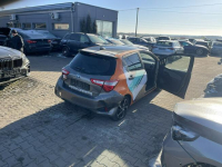 Toyota Yaris Selection Automat Hybryda Klimatronik Kamera Gliwice - zdjęcie 5
