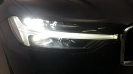 Volvo XC 60 B5 B AWD Core ! Z Polskie Salonu ! Faktura VAT ! Warszawa - zdjęcie 11