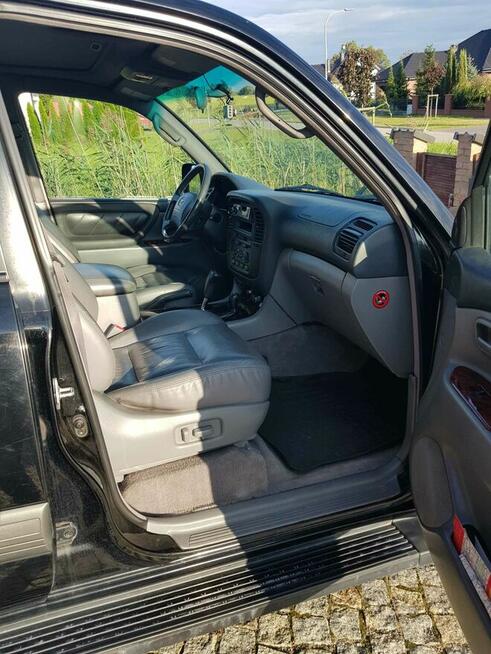 Toyota Land Cruiser 100 VX 4. 2 TD 2001r 156600 km 169000 zł Legnica - zdjęcie 7