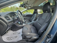 Volvo V40 Ładne i Zadbane* Panorama dach* Rok GWARANCJI Opoczno - zdjęcie 10