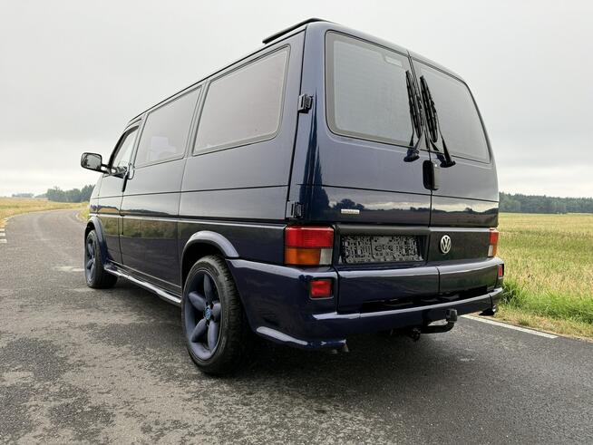 Volkswagen Multivan 2.5 TDI 151KM ProjektZWO Business Ocice - zdjęcie 6