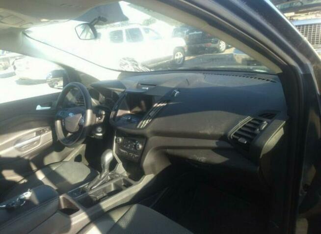 Ford Escape 2018, 1.5L, 4x4, SE, po gradobiciu Warszawa - zdjęcie 6